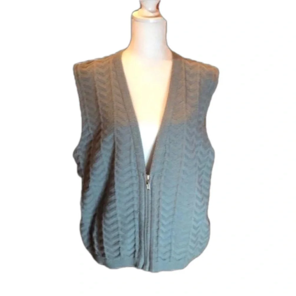 EASTBROOK Clothing Company Gray Zip Front Sweater Vest Size M - Picture 3 of 9
